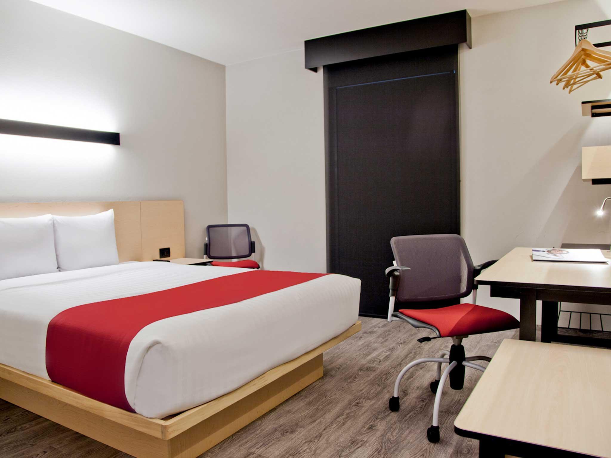 City Express By Marriott León Eksteriør billede