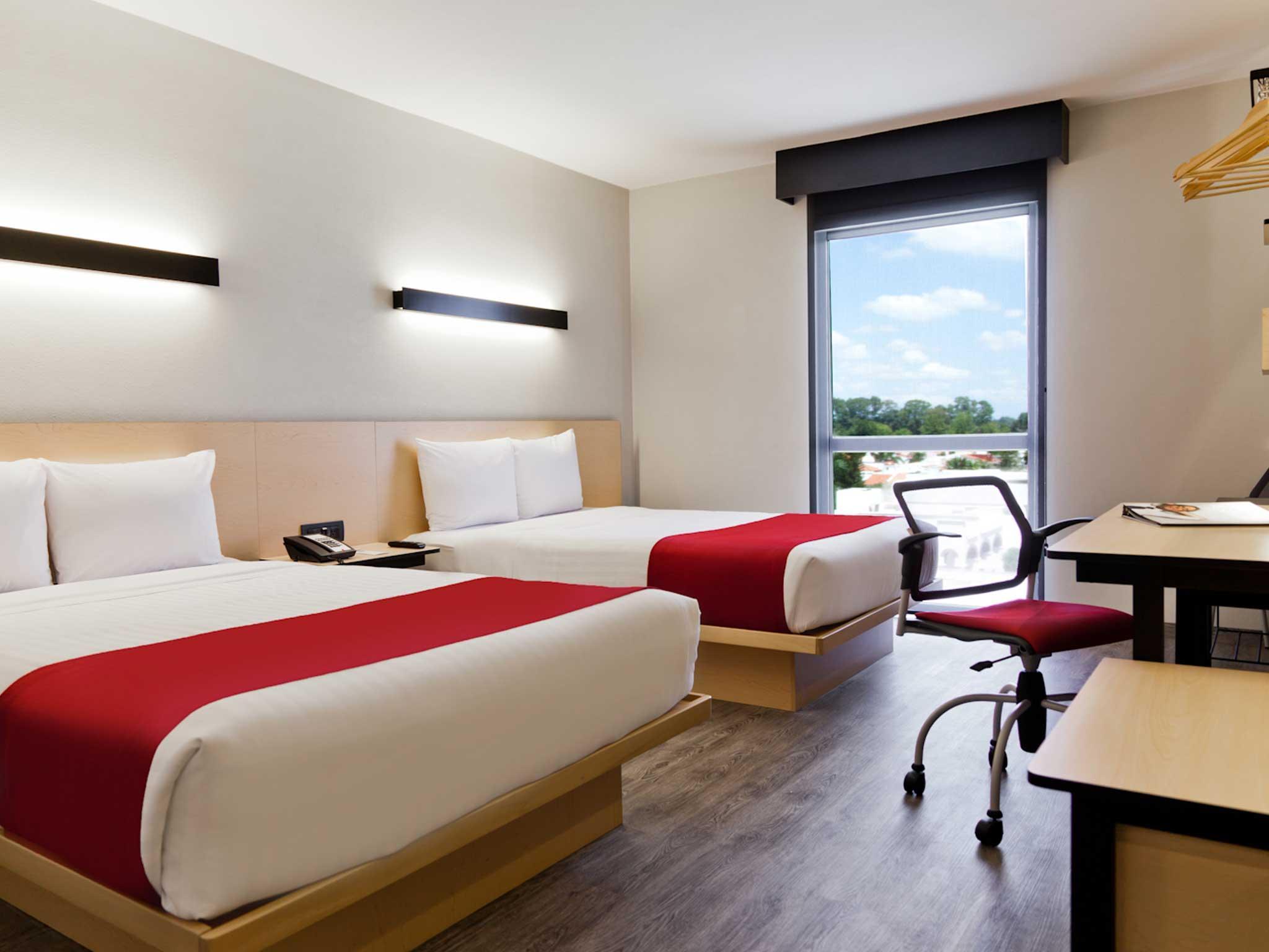 City Express By Marriott León Eksteriør billede