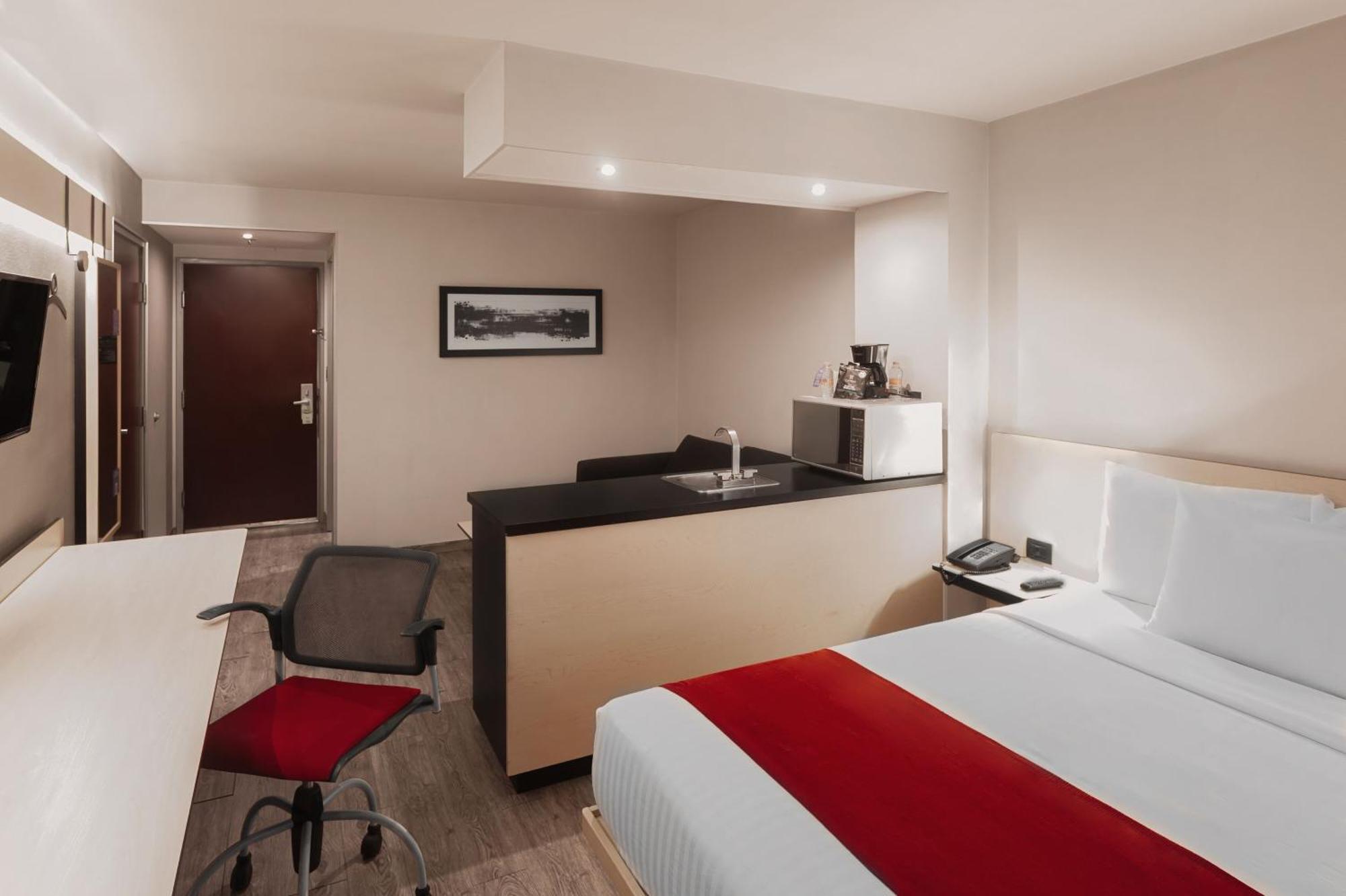 City Express By Marriott León Eksteriør billede